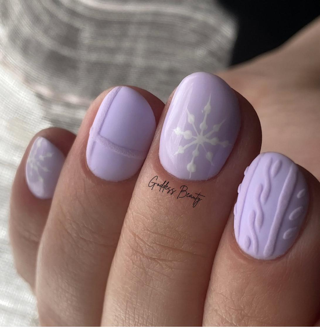 Nail art hivernal, flocons et torsades